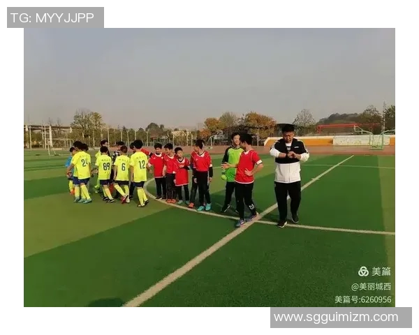 德国足球明星帅哥同框合影展现魅力与风采的精彩瞬间