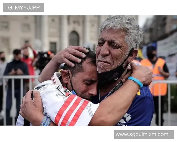 河床与博卡青年激战正酣比分揭晓精彩瞬间回顾