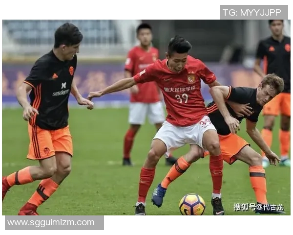 足球明星的成长之路从小训练到世界舞台的陪养秘籍